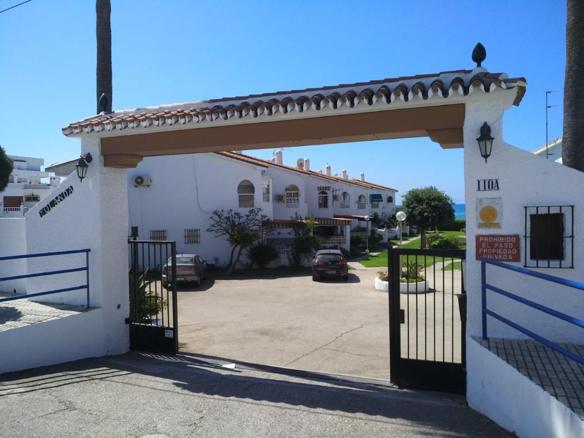 Bungalow Charo Торе де Бенагалбон Екстериор снимка
